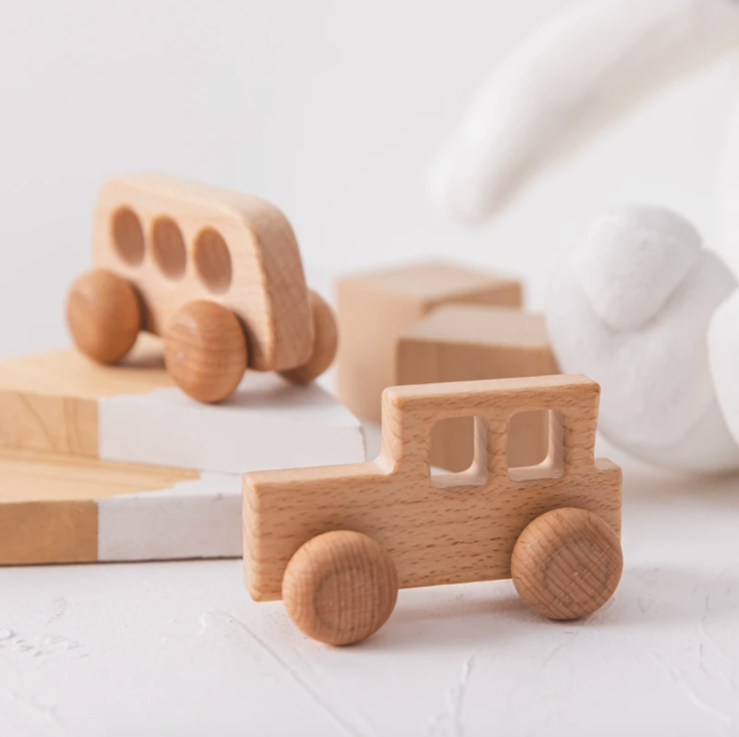 Carritos de madera